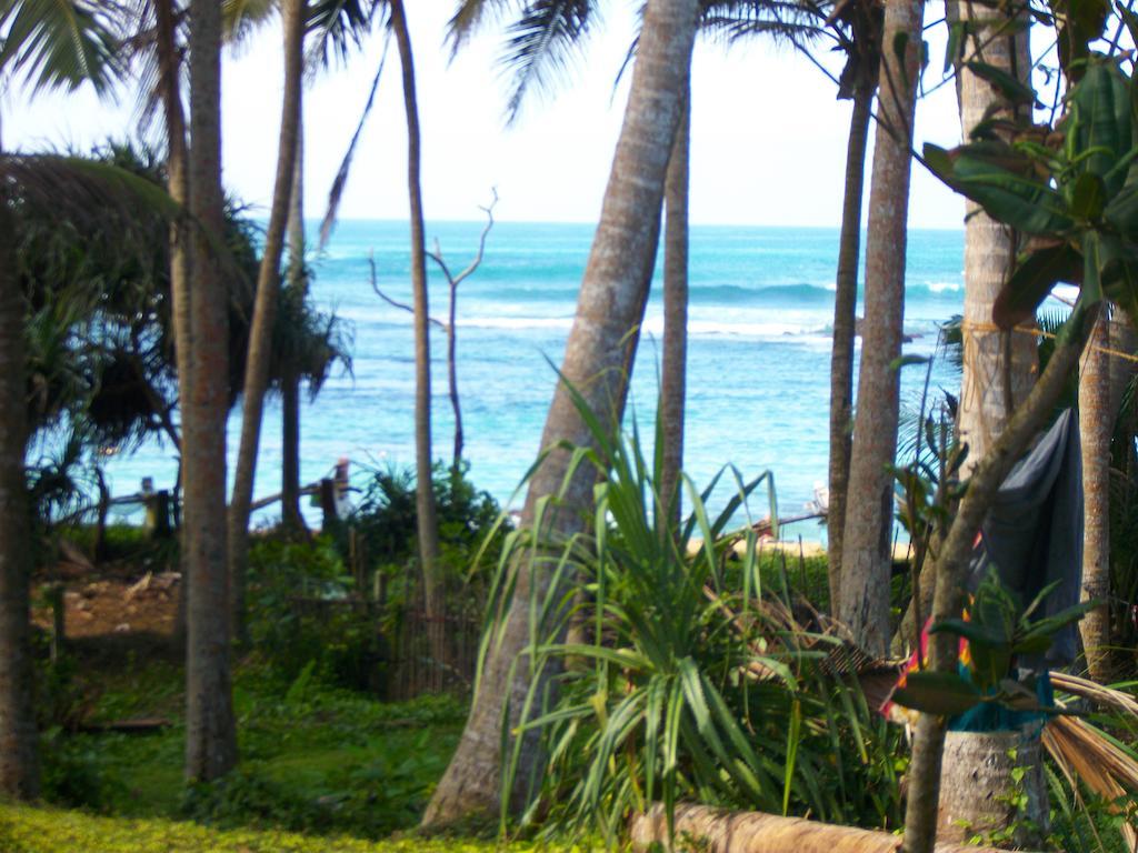 Sunray Rest - Beach View Homestay Mirissa Eksteriør bilde
