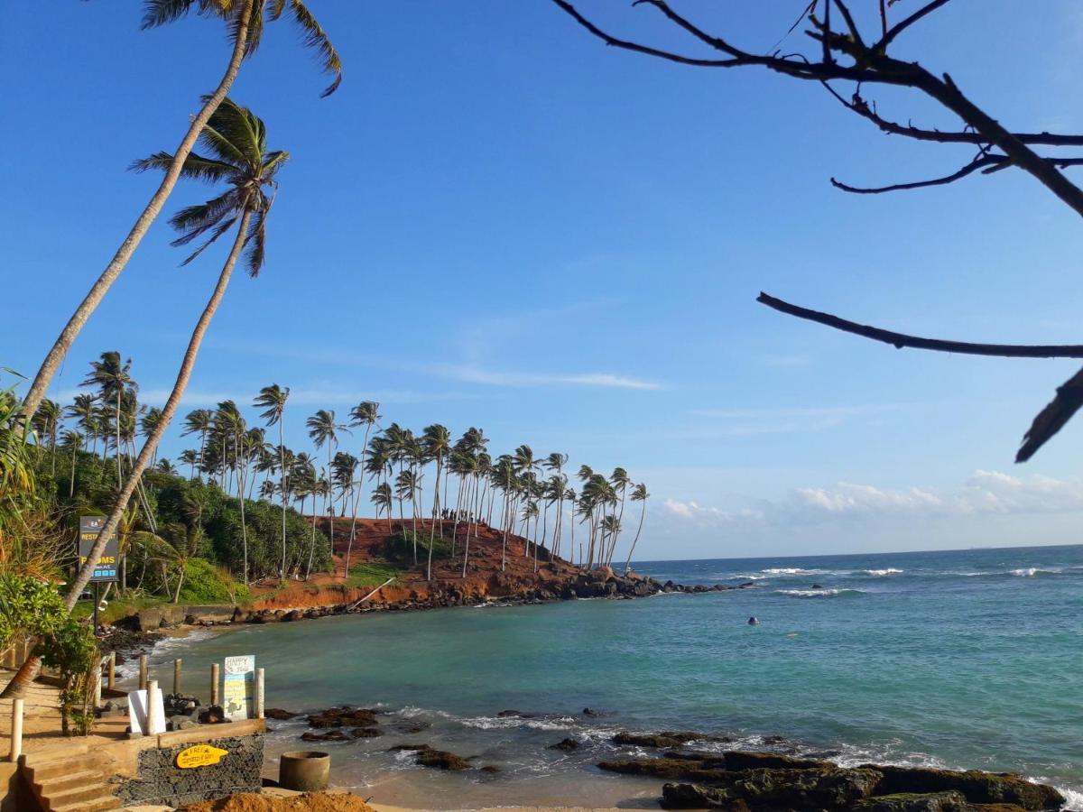 Sunray Rest - Beach View Homestay Mirissa Eksteriør bilde